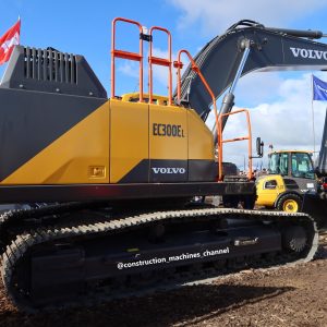Máy xúc điện Volvo EC300 Electric