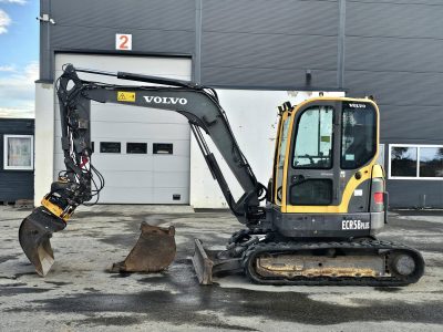 Đạt- J 10 Máy xúc điện Volvo ECR58 Electric