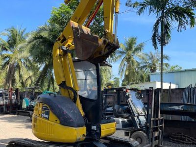 Đạt- J 8 Máy xúc điện Komatsu PC58-E